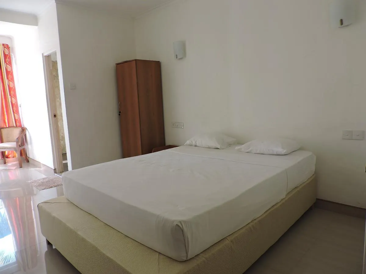 Гостевой дом Lake View Rest Канди